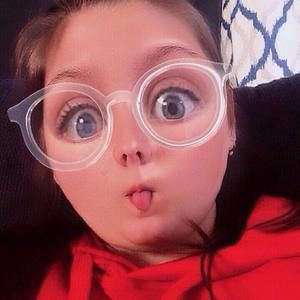 Meet your Posher, Jade